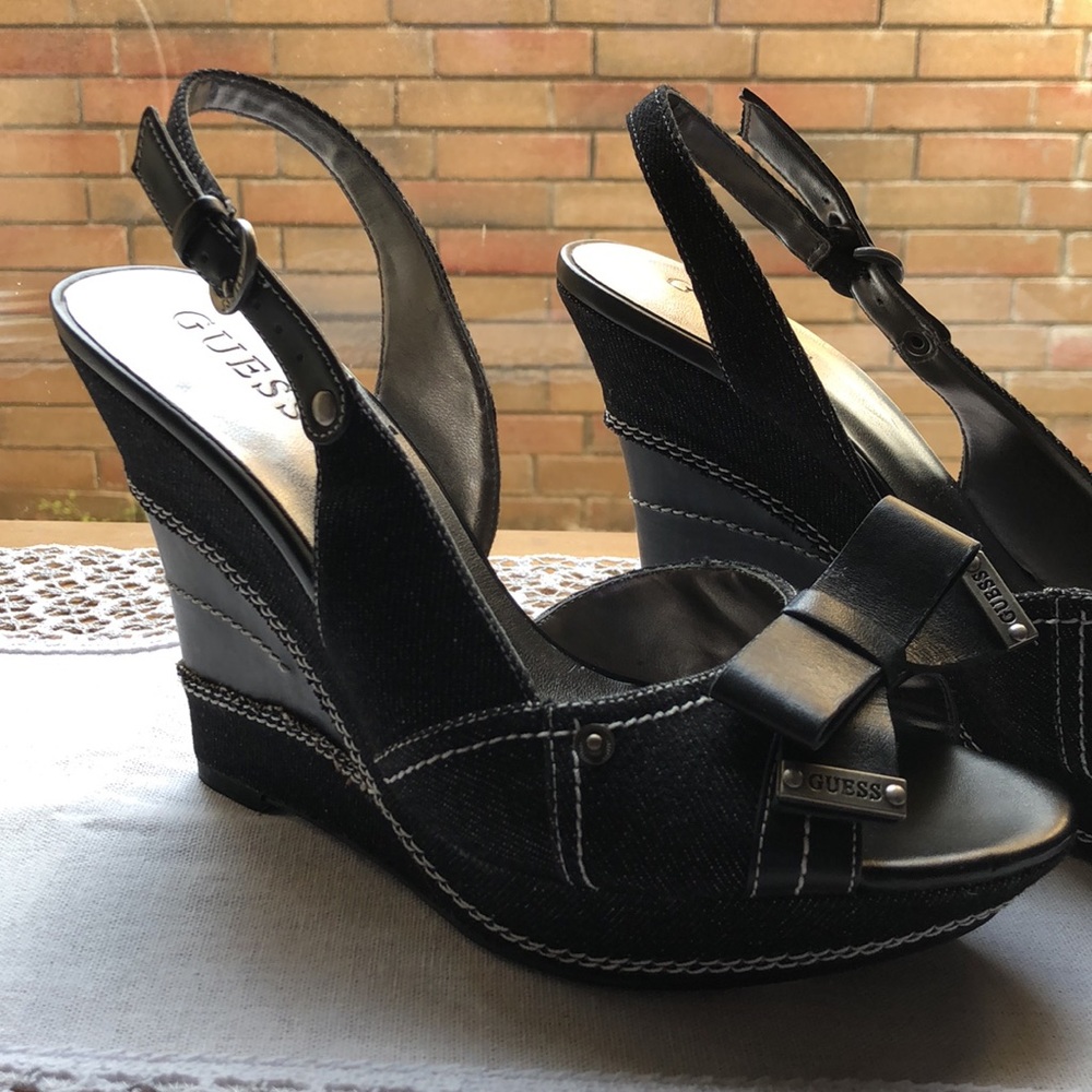 New!!Guess Black Wedges!!